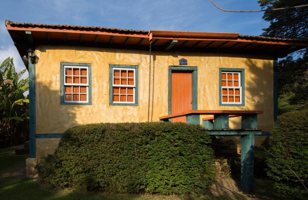 Pousada Chales Da Casa Centenaria Санту-Антониу-ду-Пиньял Экстерьер фото
