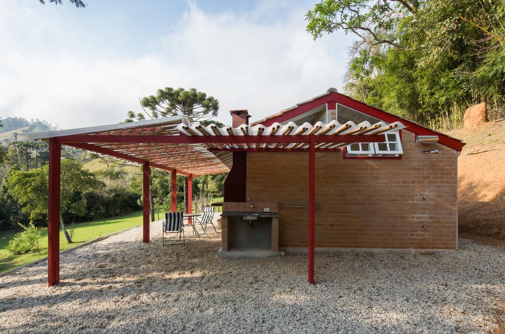 Pousada Chales Da Casa Centenaria Санту-Антониу-ду-Пиньял Экстерьер фото